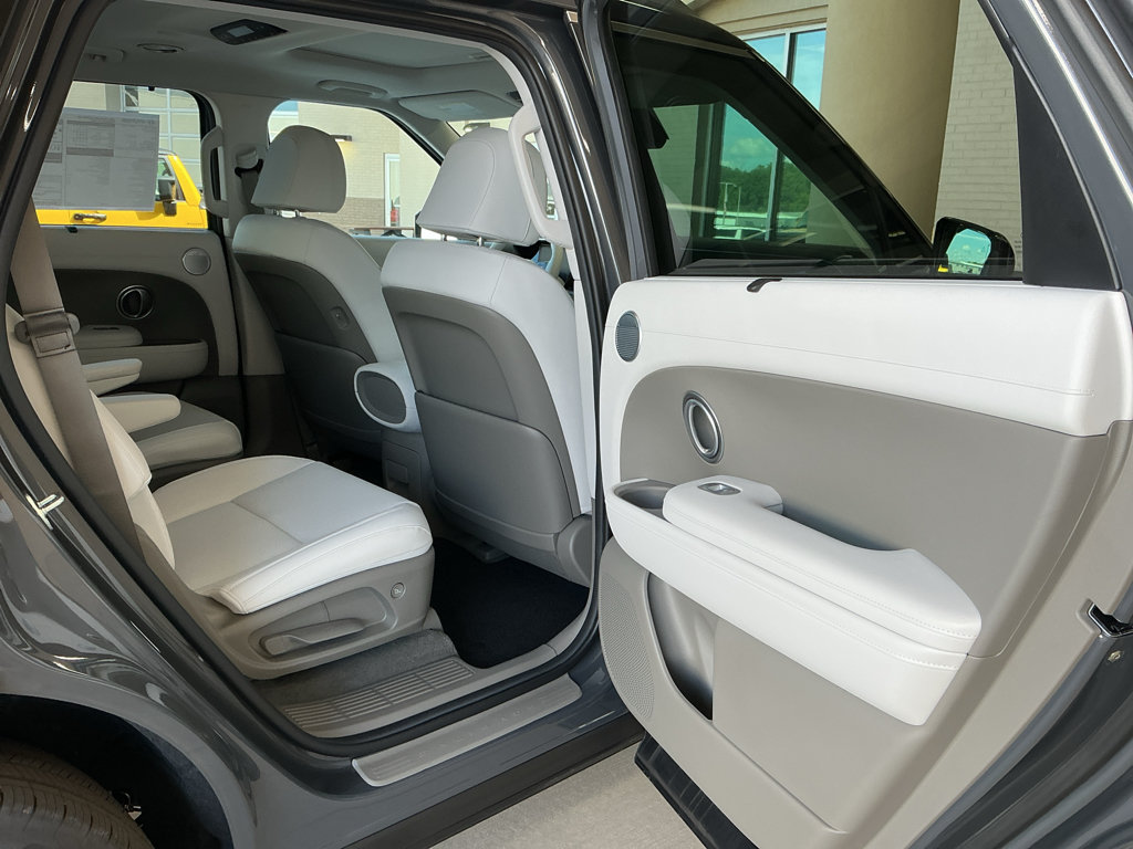 New 2026 Hyundai Palisade SEL Premium w/ Tow & Go Package AWD/4WD image 10