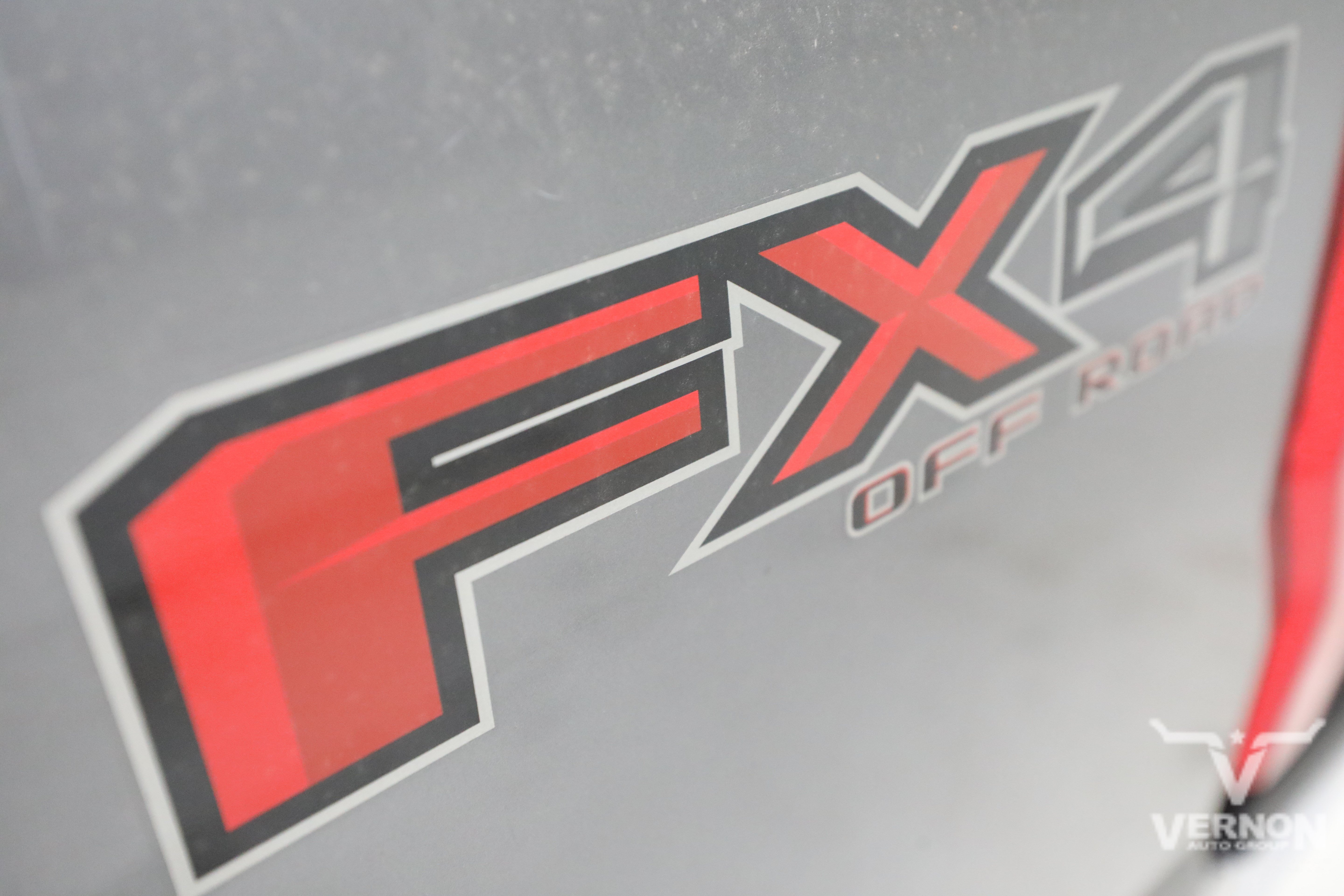 Used 2022 Ford F250 XL w/ STX Appearance Package AWD/4WD image 12