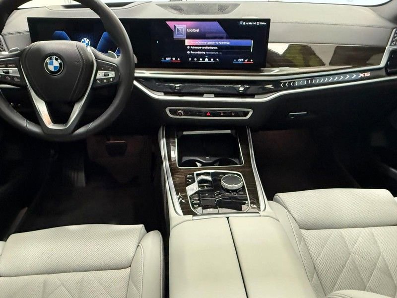 Used 2024 BMW X5 xDrive40i w/ Premium Package AWD/4WD image 9
