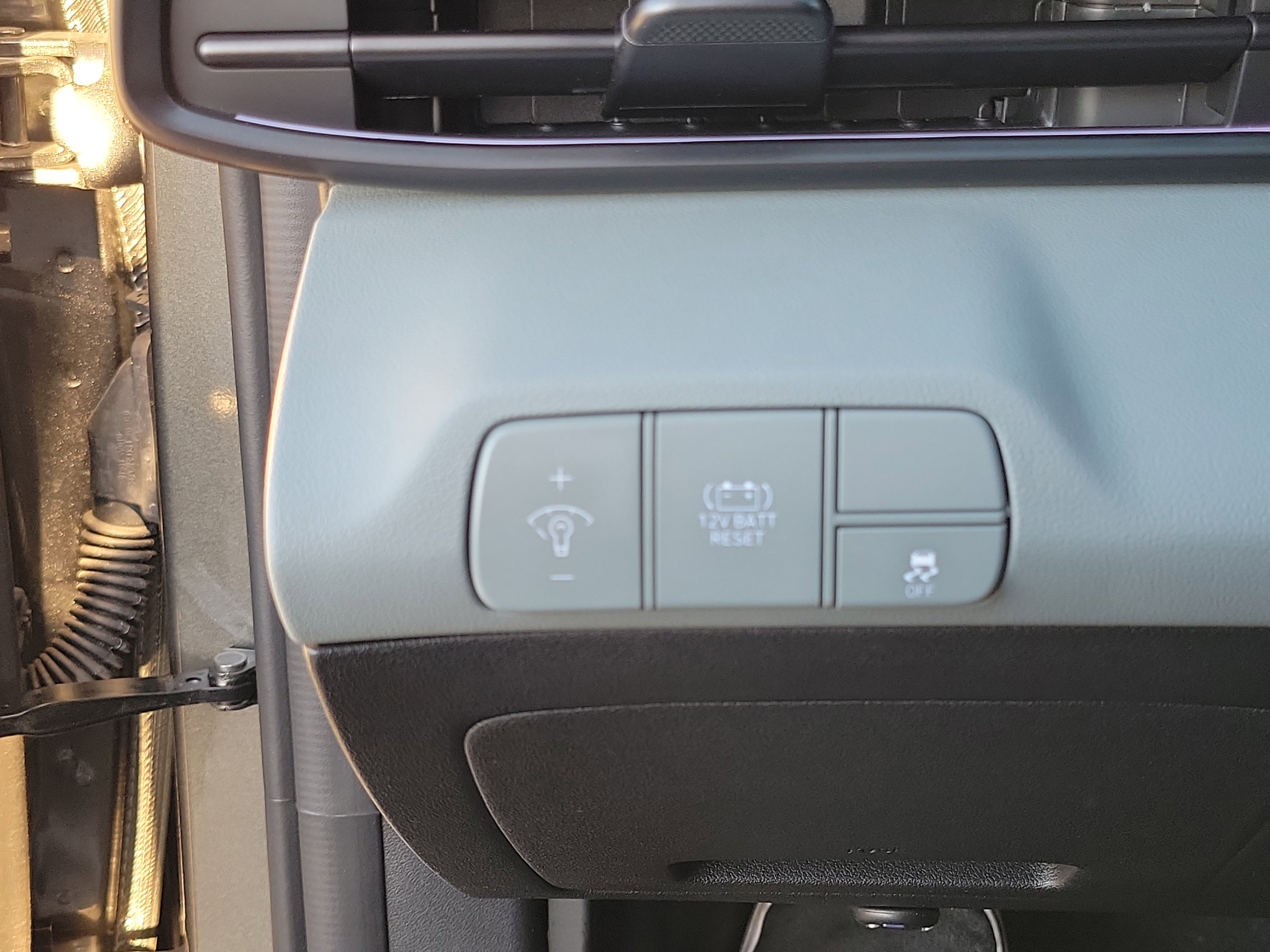 Certified 2025 Hyundai Elantra Limited image 15