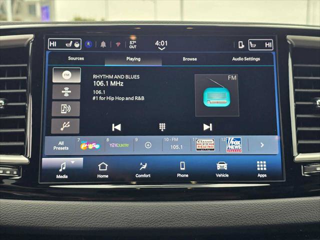 Used 2025 Chrysler Pacifica Select FWD image 27
