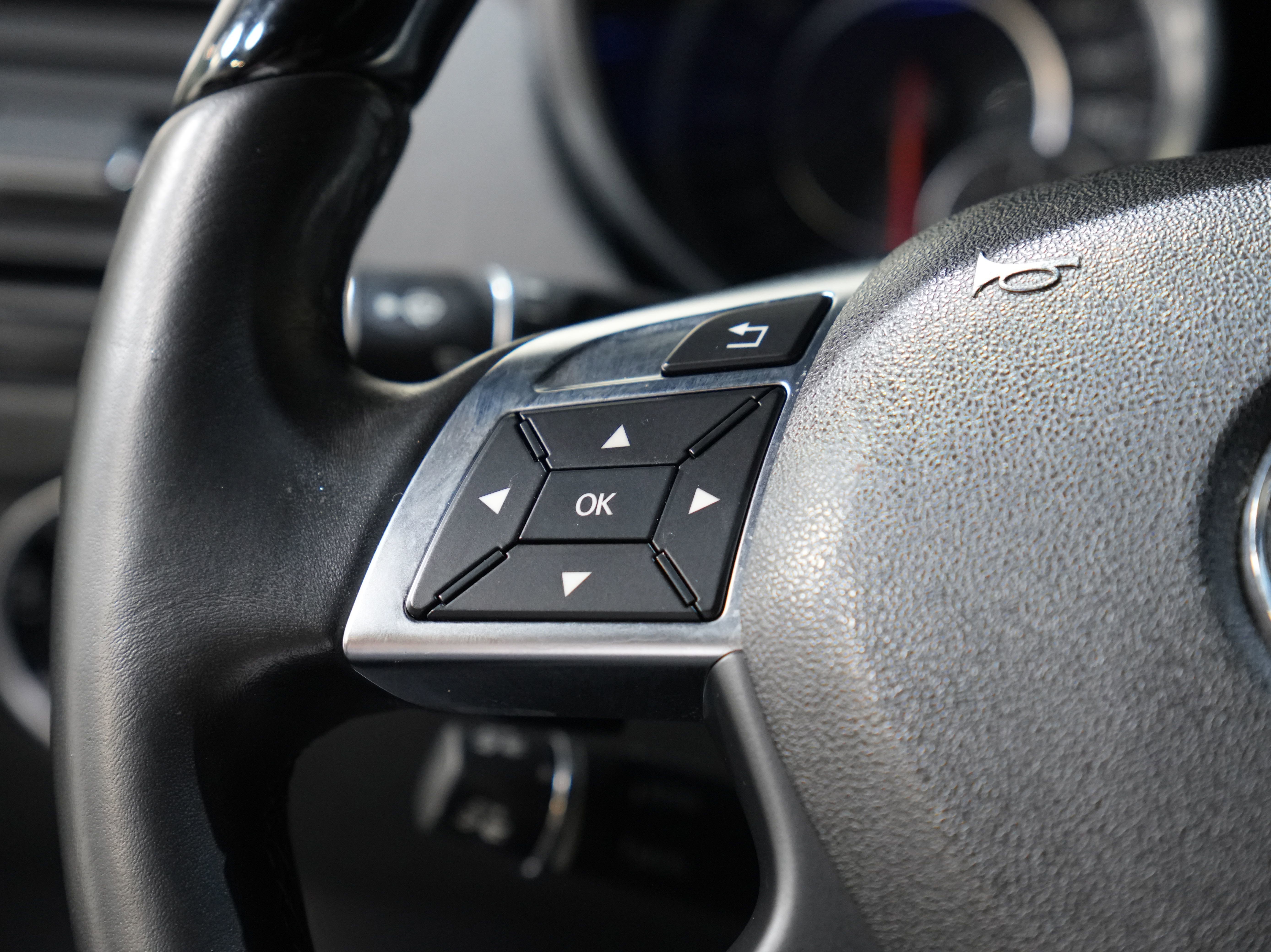 Used 2016 Mercedes-Benz G 63 AMG 4MATIC image 29