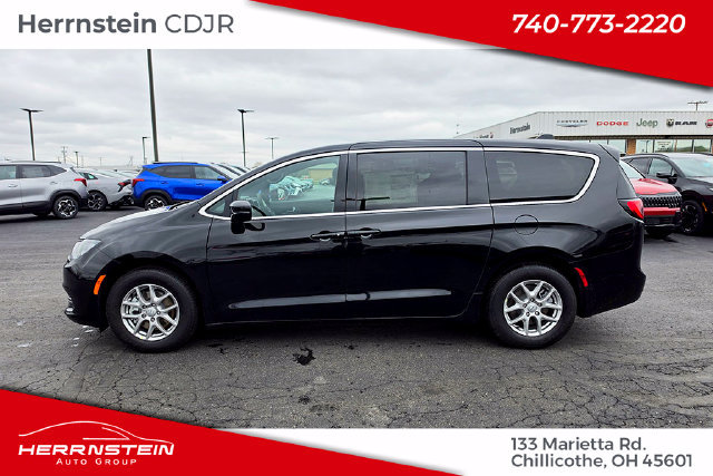 New 2026 Chrysler Voyager LX FWD image 4