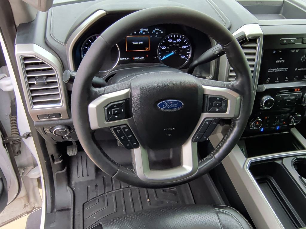 Used 2017 Ford F350 Lariat w/ Chrome Package image 16
