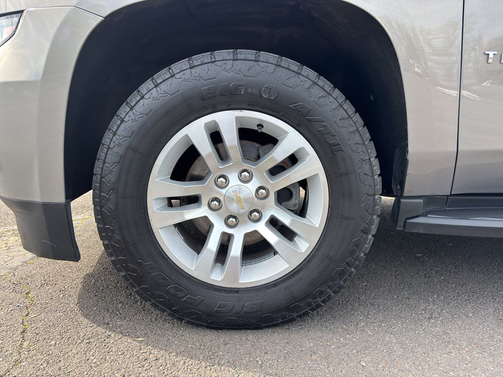 Used 2017 Chevrolet Tahoe LT image 6