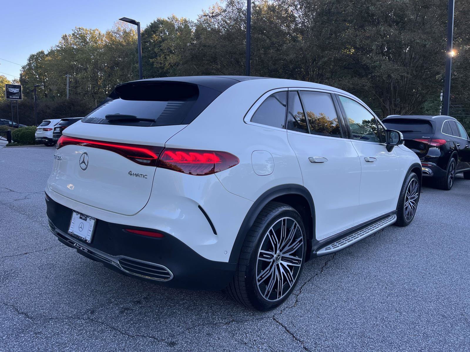 Certified 2023 Mercedes-Benz EQE 500 4MATIC SUV w/ Pinnacle Trim Package image 7