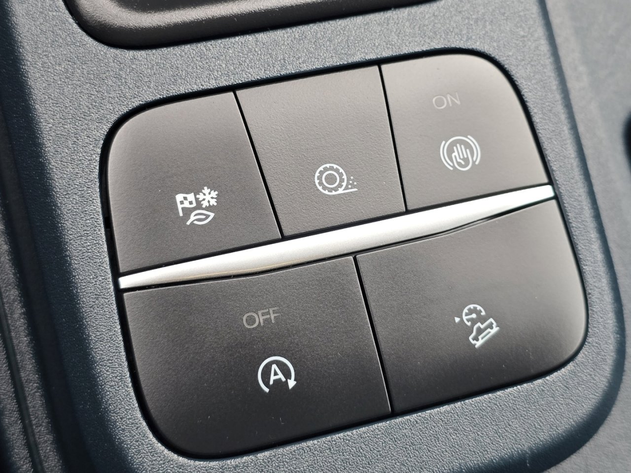 Used 2024 Ford Maverick Lariat w/ FX4 Off-Road Package image 9