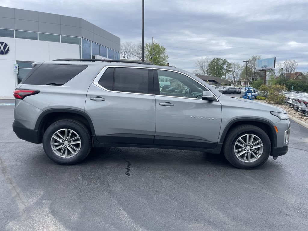 Used 2023 Chevrolet Traverse LT AWD/4WD image 4
