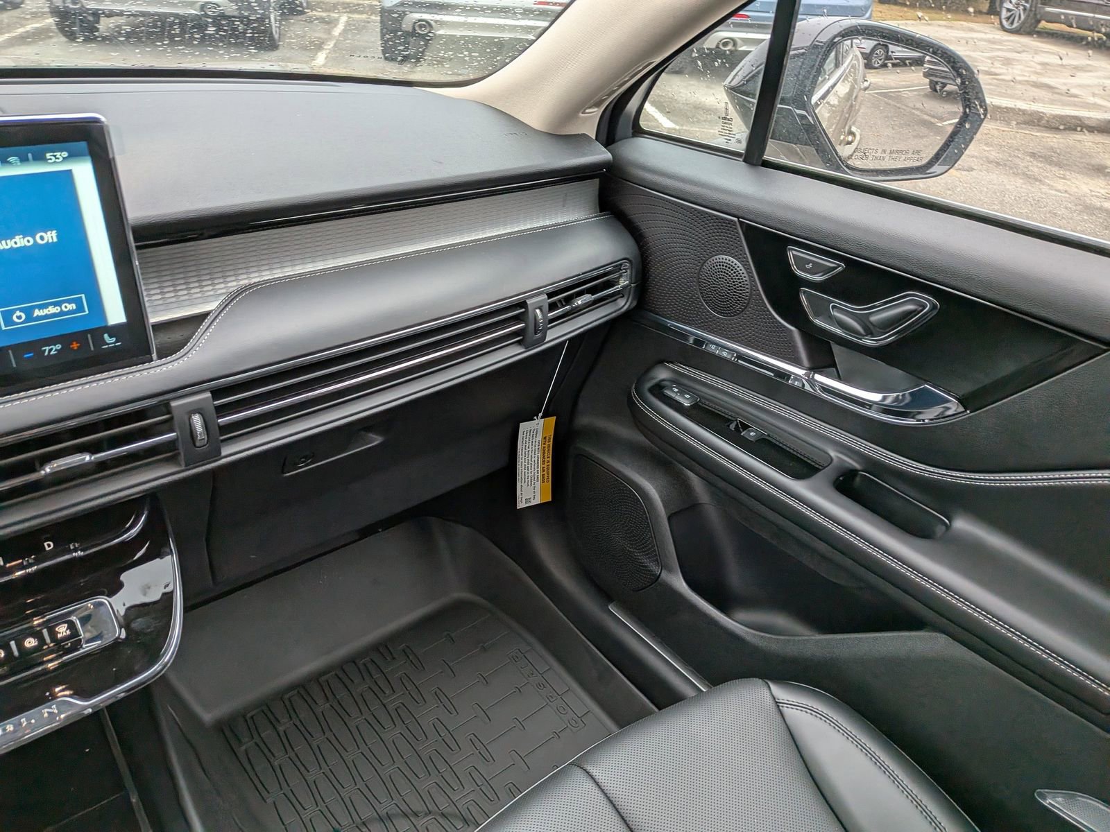 New 2026 Lincoln Corsair Premiere image 20