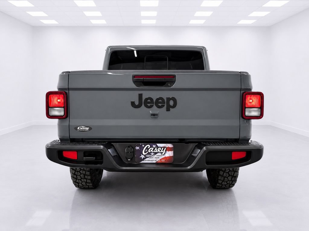 Used 2025 Jeep Gladiator Sport AWD/4WD image 5