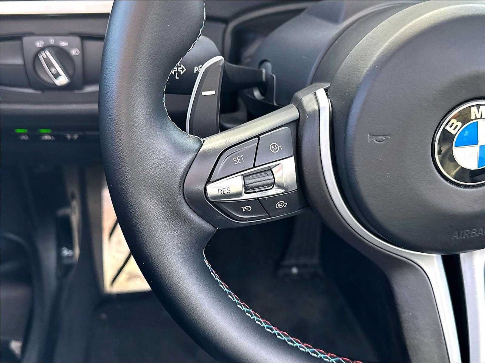 Used 2017 BMW M4 Convertible RWD image 19
