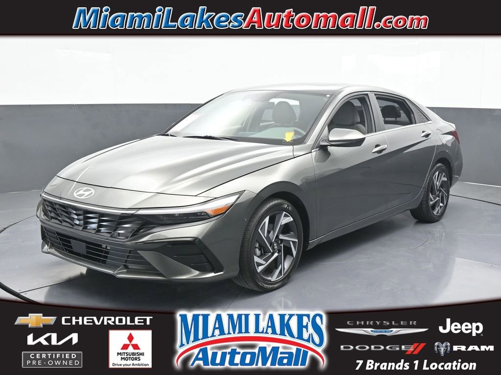 Used 2024 Hyundai Elantra SEL w/ Convenience Package