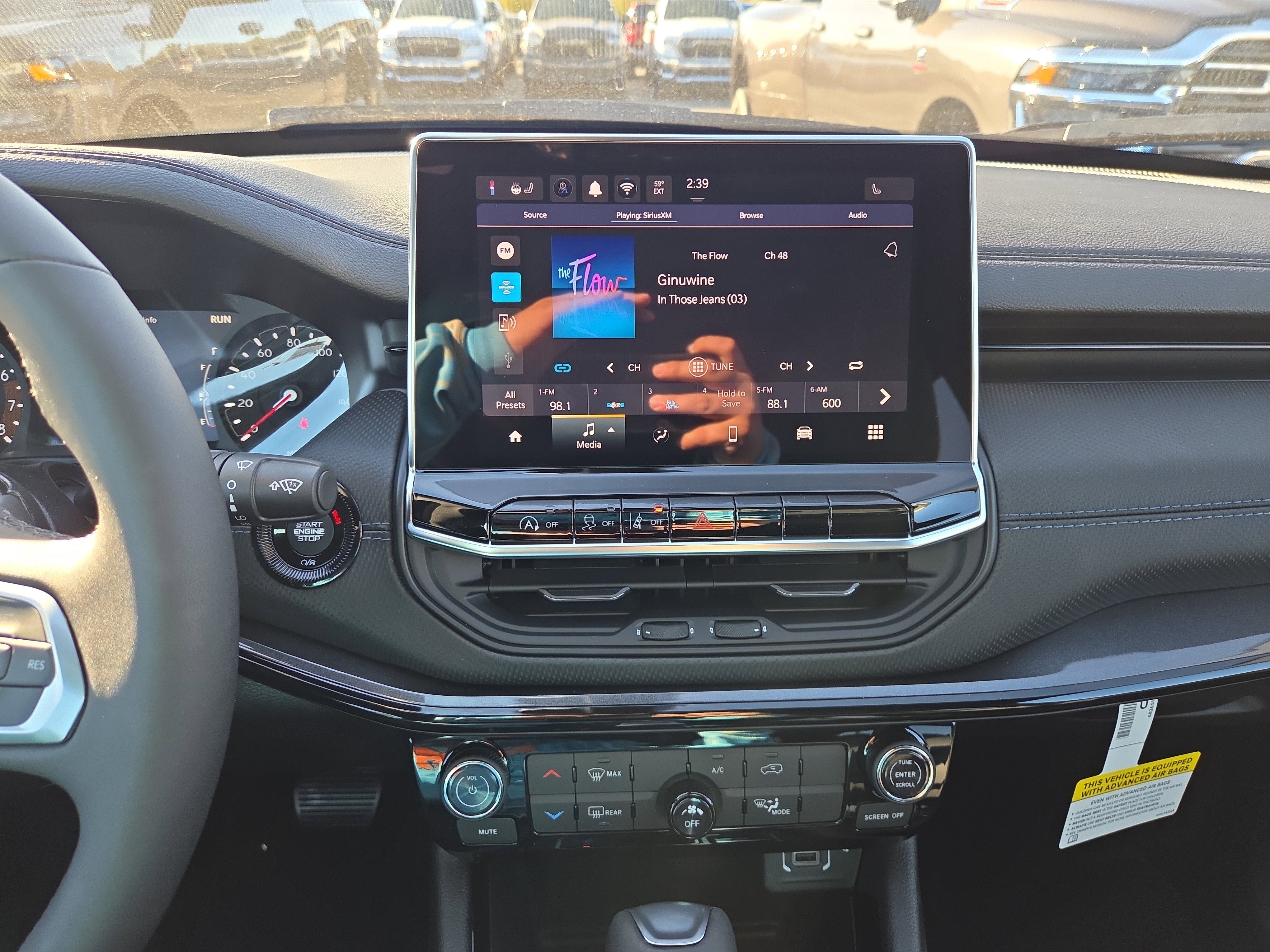 New 2026 Jeep Compass Latitude image 10