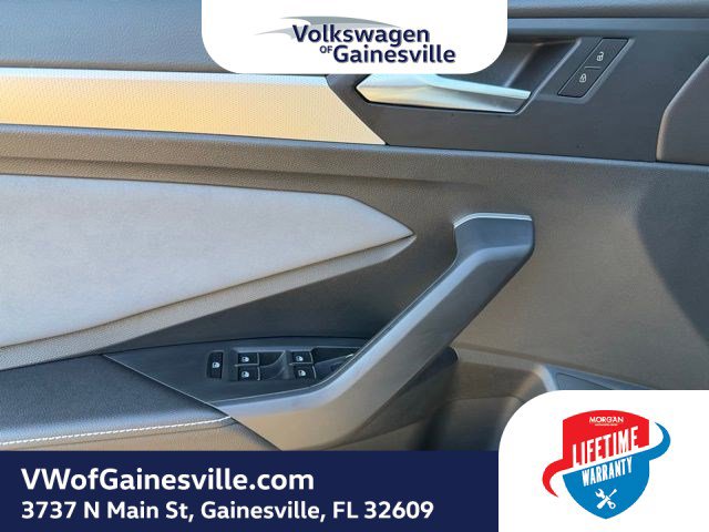 Used 2025 Volkswagen Jetta SE image 15