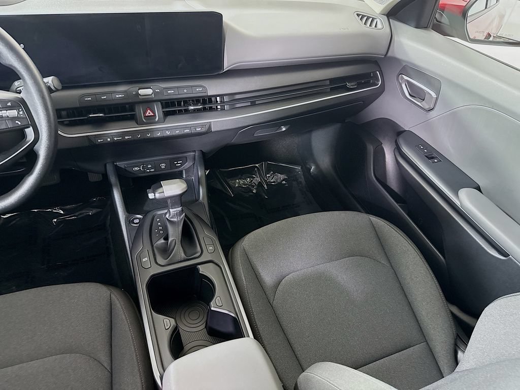 Certified 2025 Kia K4 FWD image 25