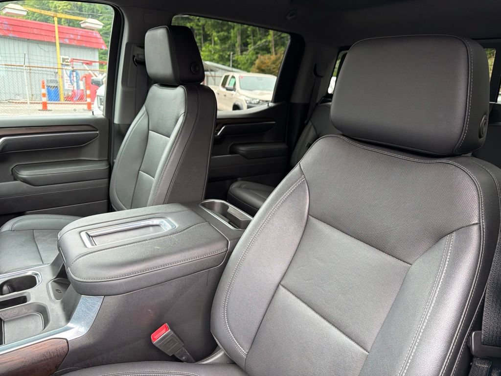 Certified 2022 GMC Sierra 1500 SLT w/ SLT Premium Plus Package AWD/4WD image 10