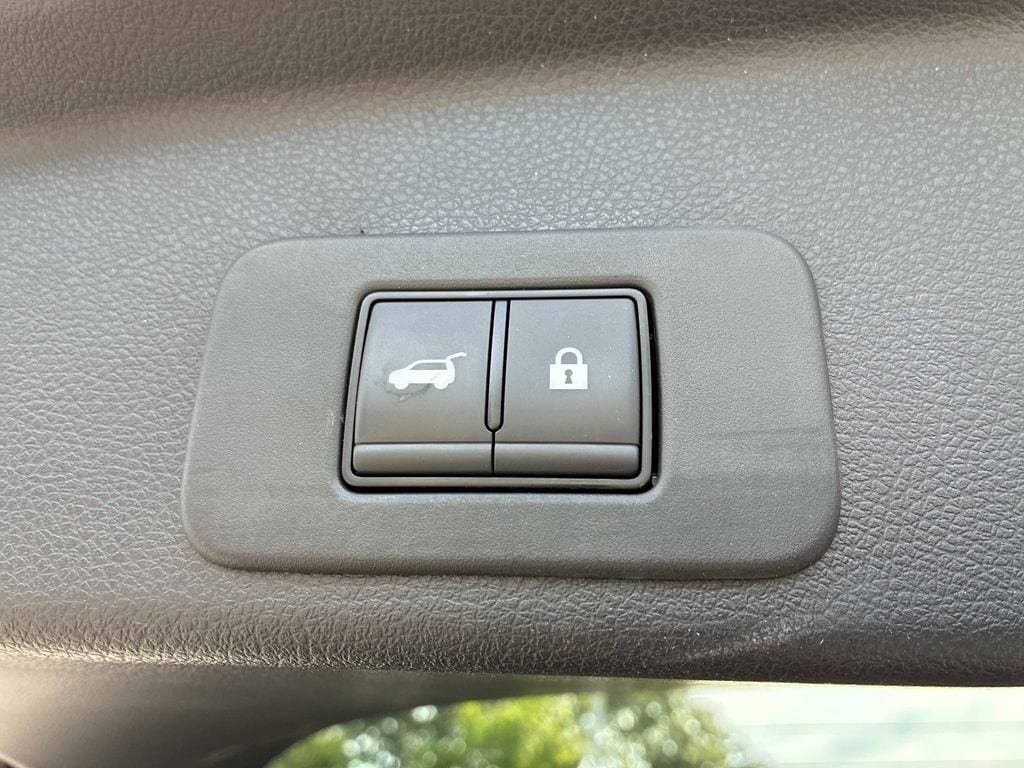 Certified 2025 Nissan Murano SV AWD/4WD image 15