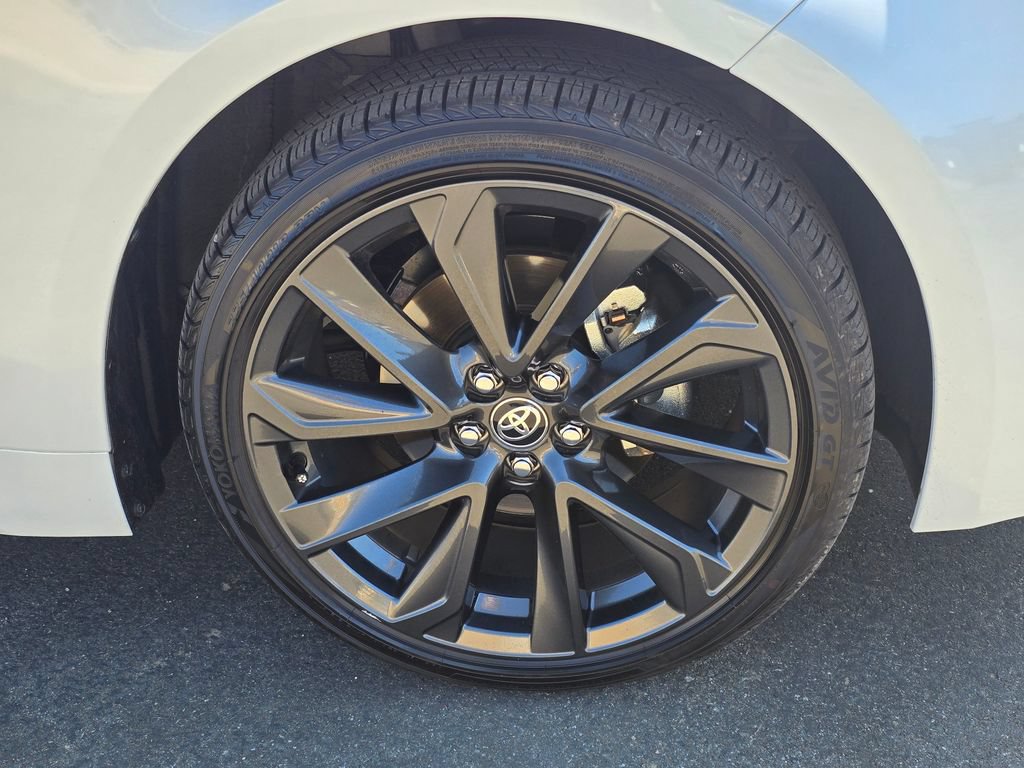 Used 2025 Toyota Corolla XSE FWD image 9