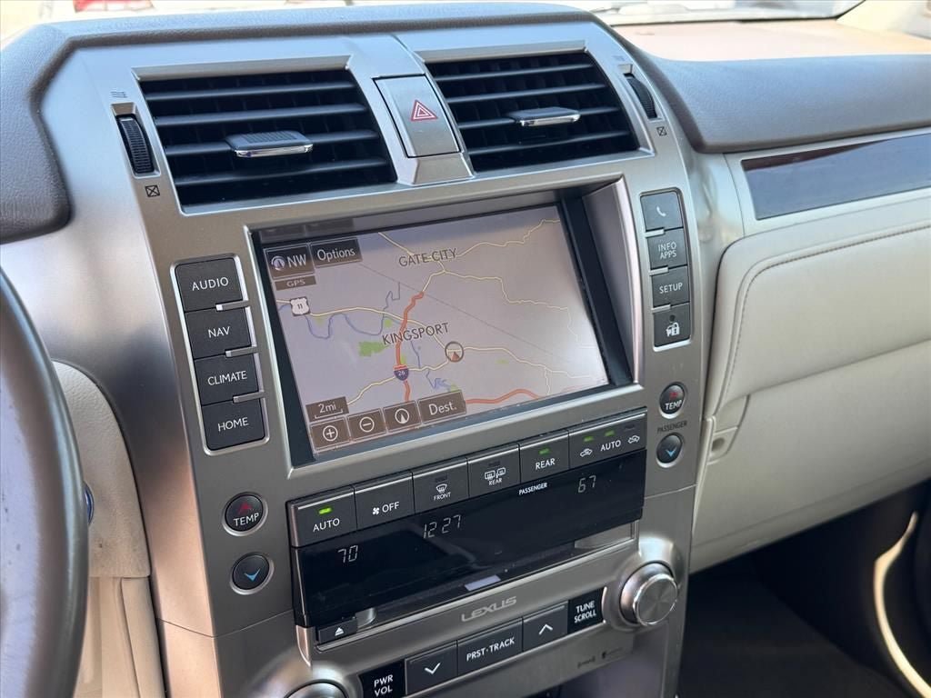 Used 2019 Lexus GX 460 Premium w/ Premium Package AWD/4WD image 24