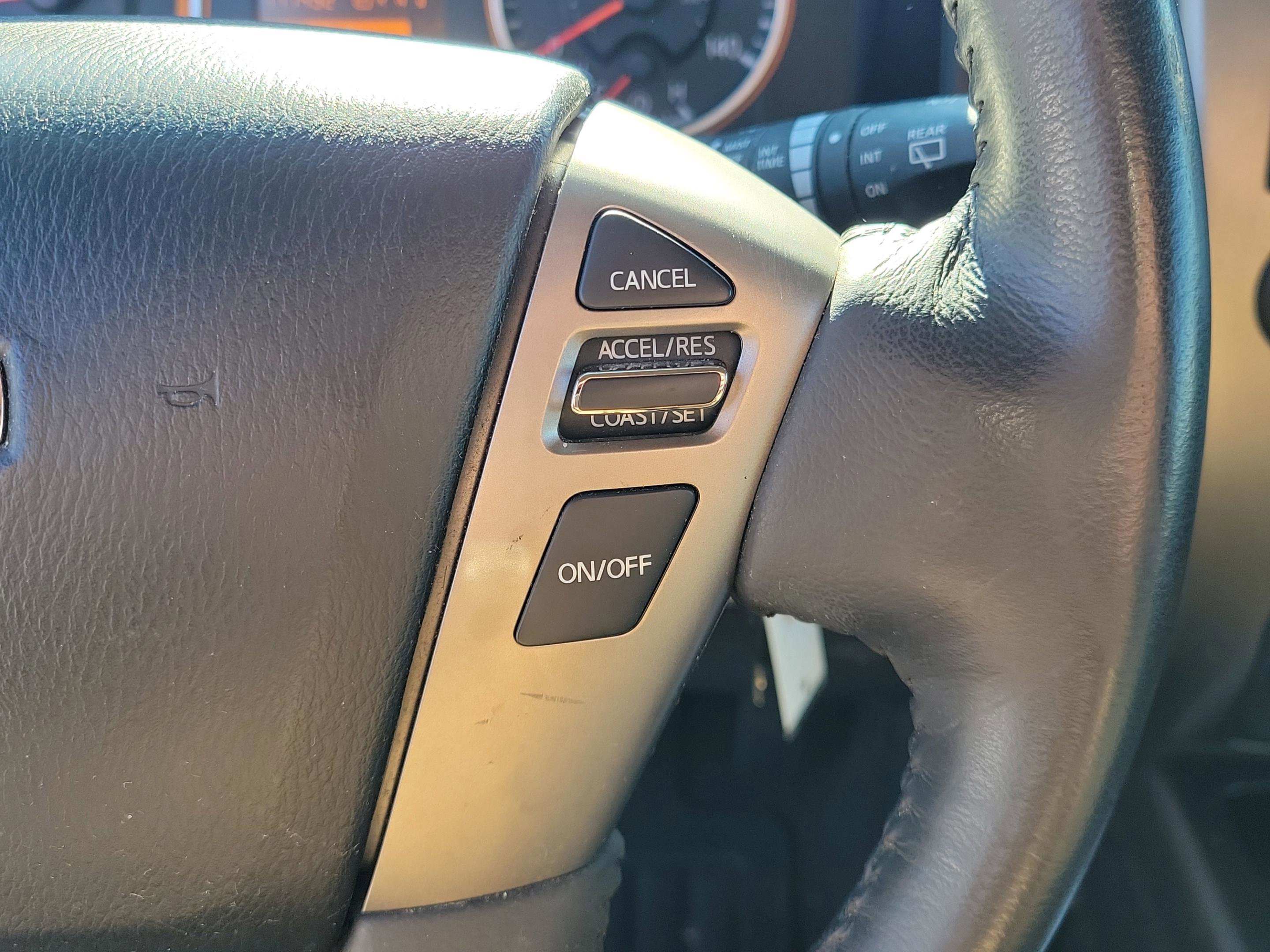 Used 2015 Nissan Armada SV w/ SV Driver Package image 18