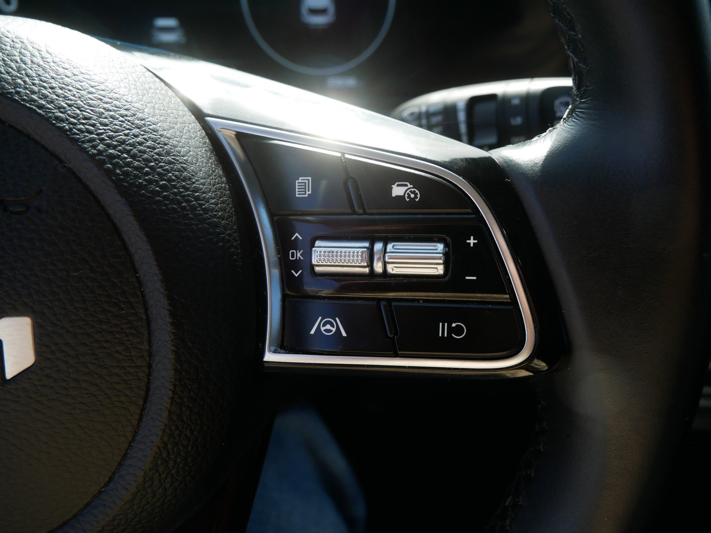 Used 2024 Kia Seltos S image 28