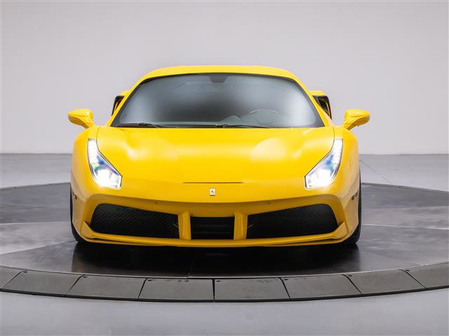 Used 2018 Ferrari 488 GTB image 8