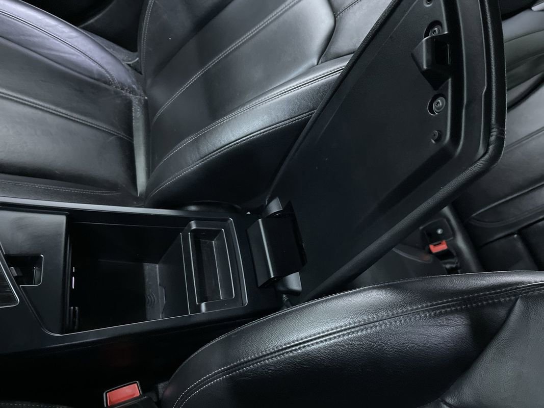 Used 2017 Alfa Romeo Giulia AWD image 24