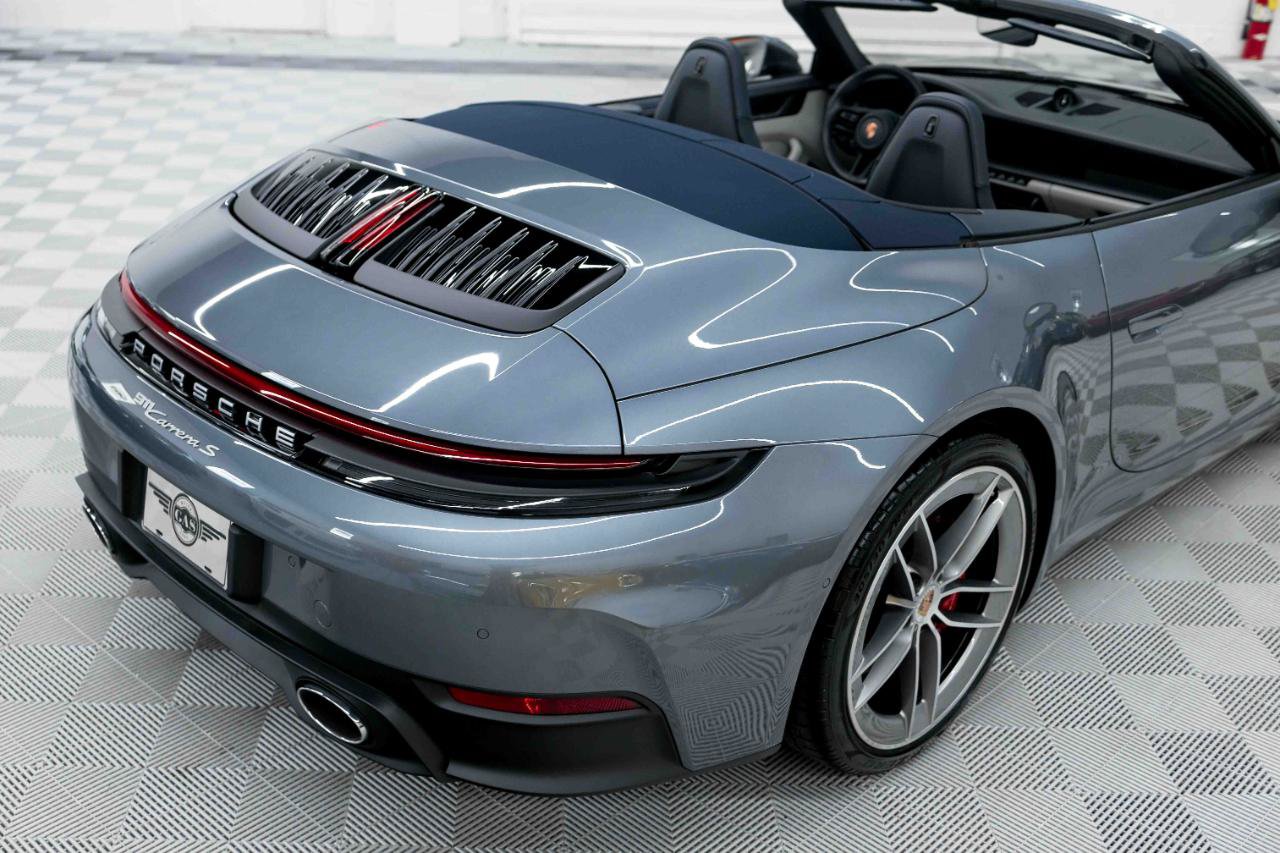 Used 2025 Porsche 911 Carrera S RWD image 21