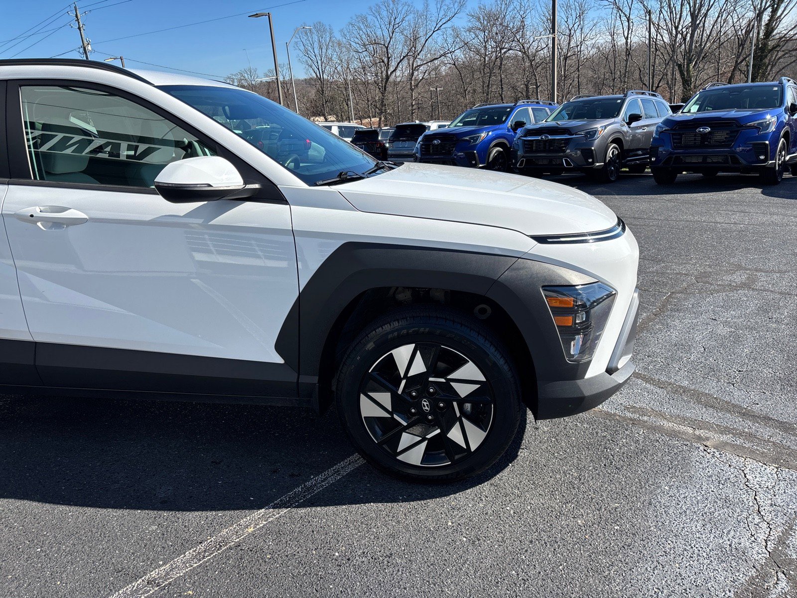 Used 2024 Hyundai Kona SEL image 5
