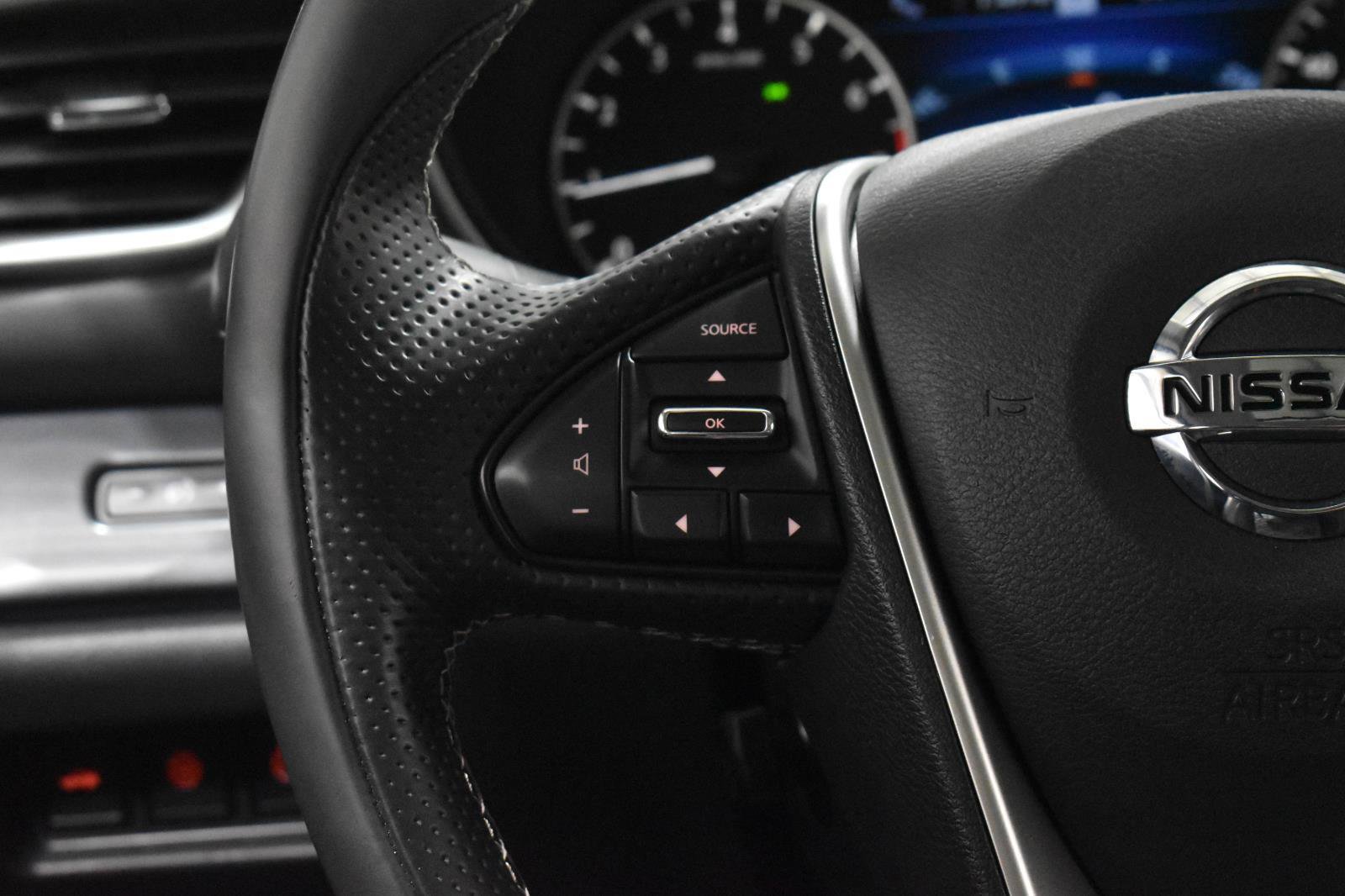 Used 2022 Nissan Maxima Platinum image 9