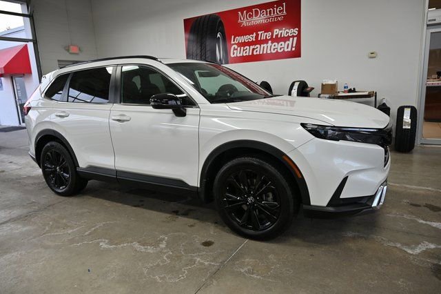 Used 2023 Honda CR-V Sport Touring image 4