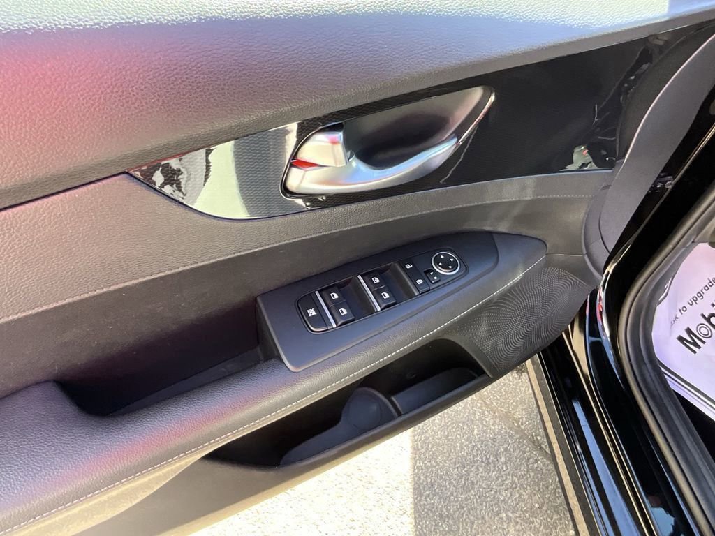 Used 2022 Kia Forte GT-Line w/ GT-Line Technology Package image 39