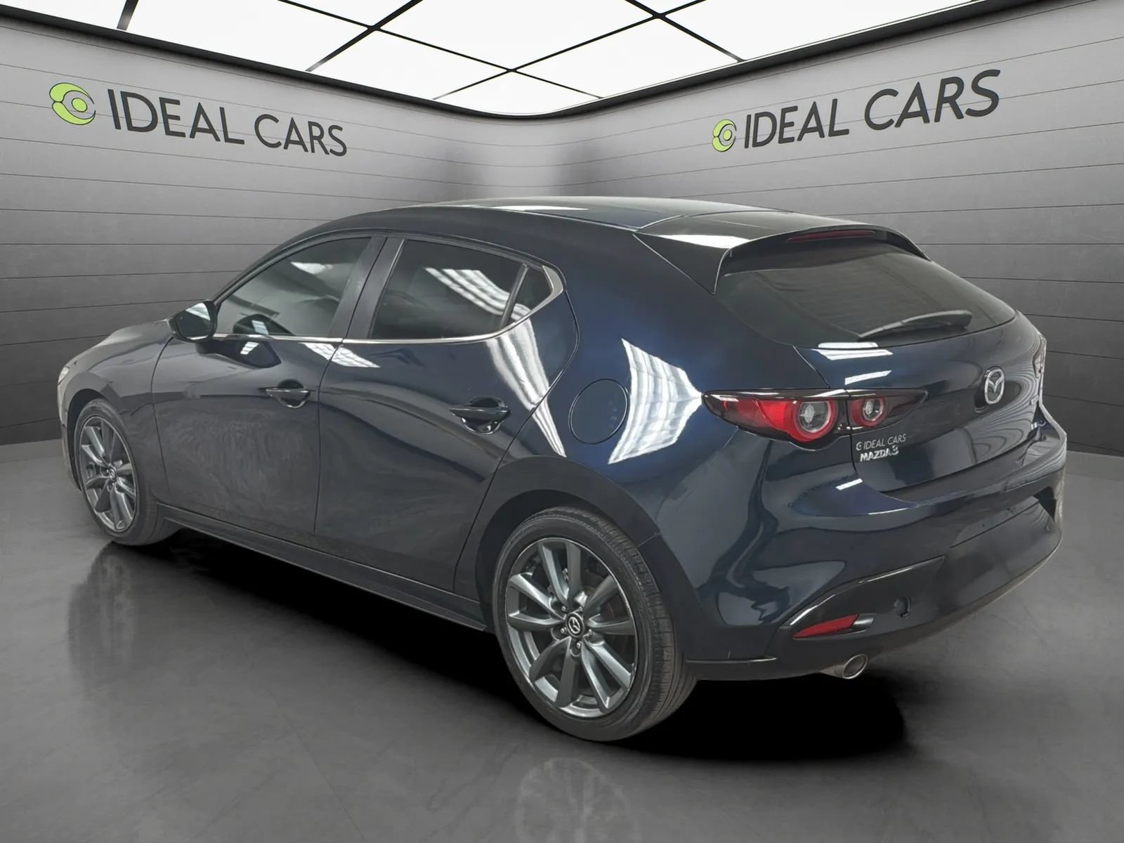 Used 2022 MAZDA MAZDA3 s FWD image 7