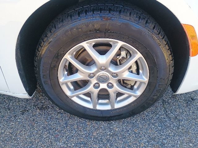 Used 2023 Chrysler Pacifica Touring-L FWD image 10