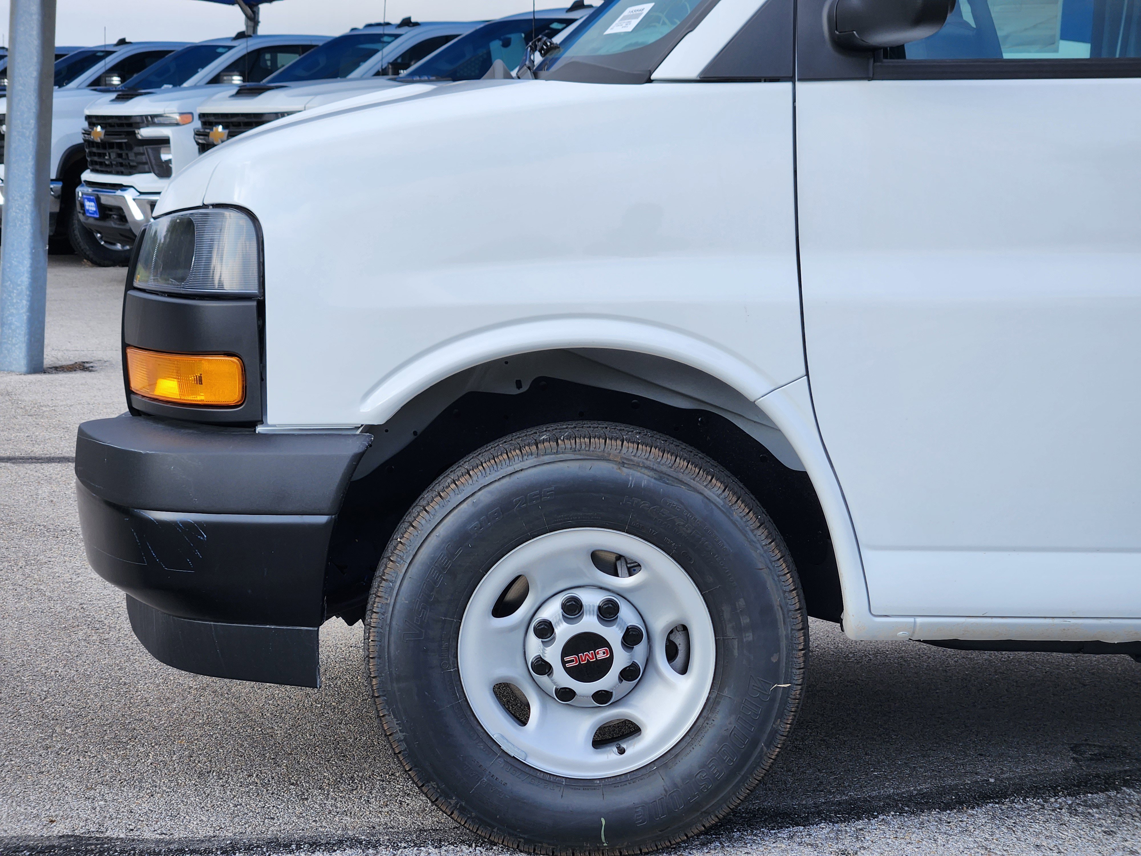 New 2025 GMC Savana 3500 Extended w/ Driver Convenience Package image 5