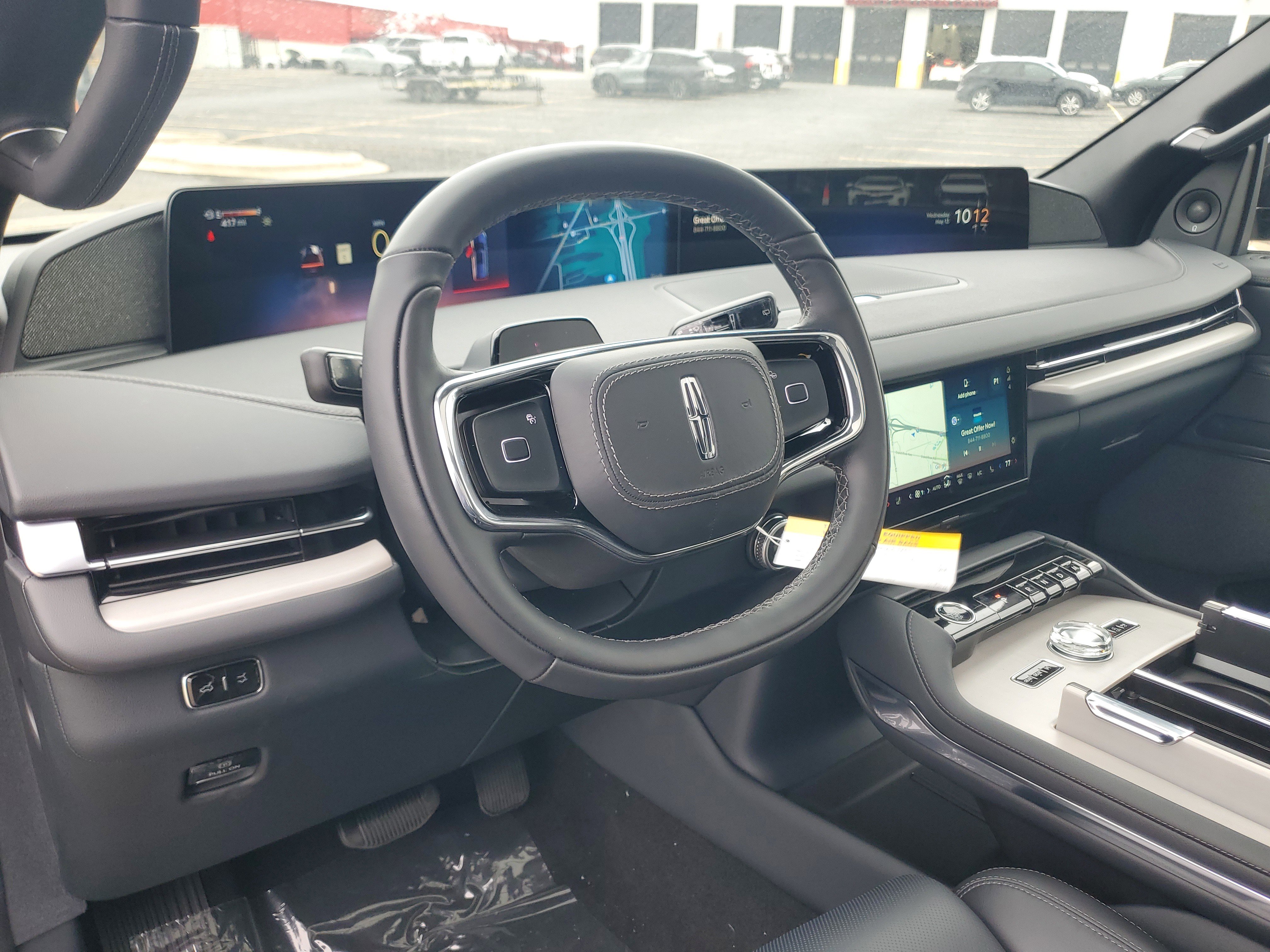 New 2026 Lincoln Navigator Reserve AWD/4WD image 14