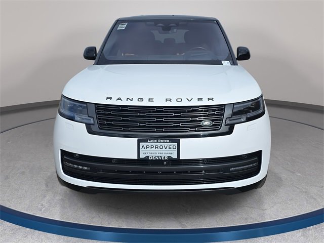 Used 2023 Land Rover Range Rover Long Wheelbase SE image 2