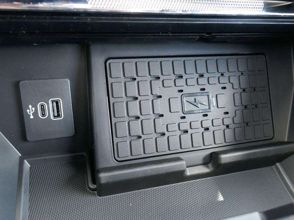 New 2026 Ford F150 Lariat w/ Equipment Group 501A Mid image 25