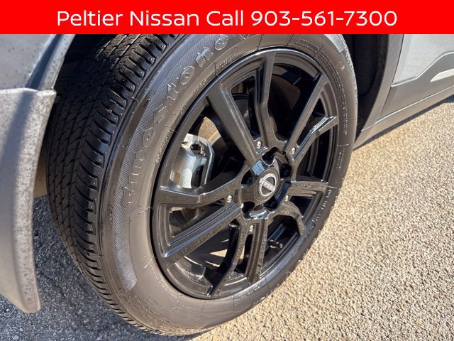 Certified 2024 Nissan Kicks SR w/ SR Premium Package FWD image 9