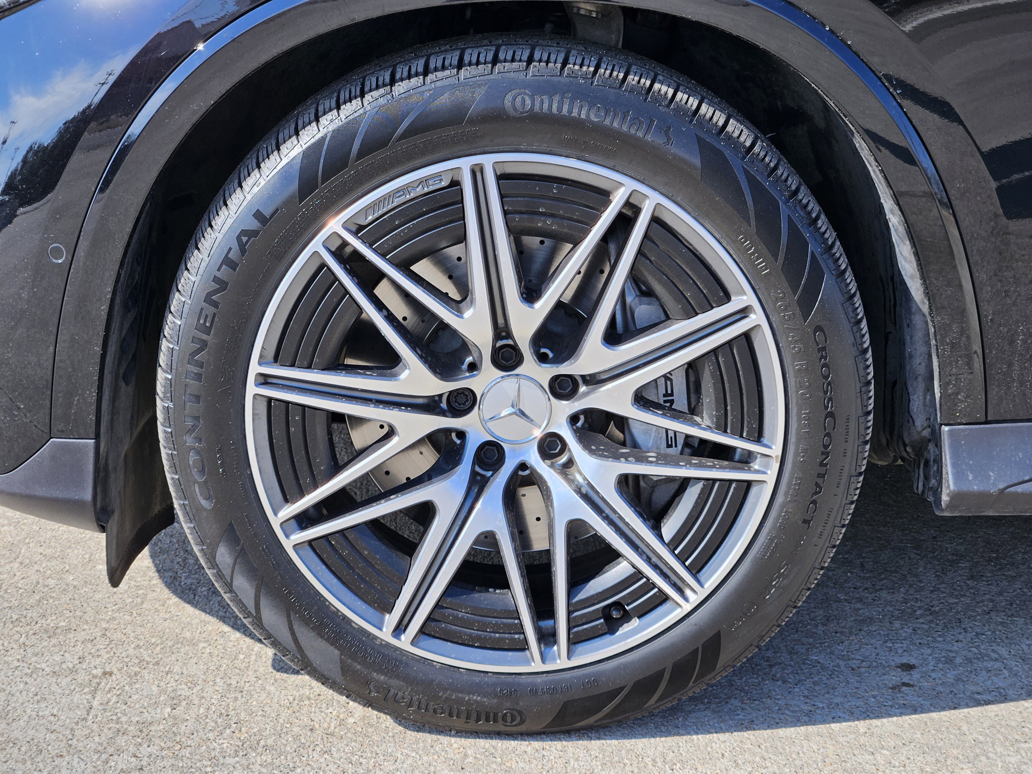 Used 2025 Mercedes-Benz GLC 43 AMG 4MATIC image 12