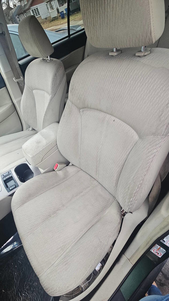 Used 2012 Subaru Outback 2.5i Premium image 9