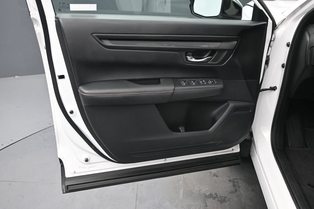 Used 2024 Honda CR-V Sport image 14