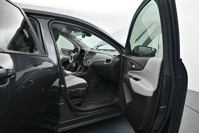 Used 2022 Chevrolet Equinox LS w/ LS Convenience Package FWD image 14