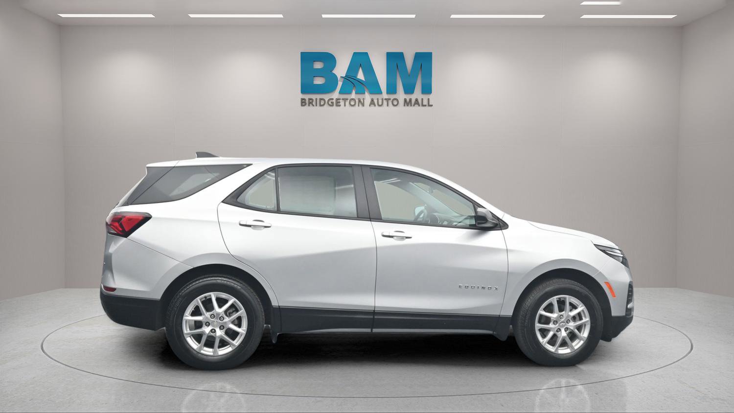 Used 2022 Chevrolet Equinox LS image 21