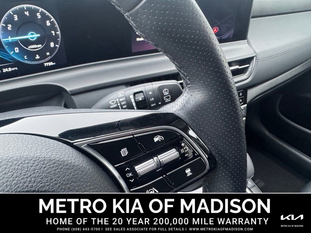 Used 2025 Kia Seltos SX image 22