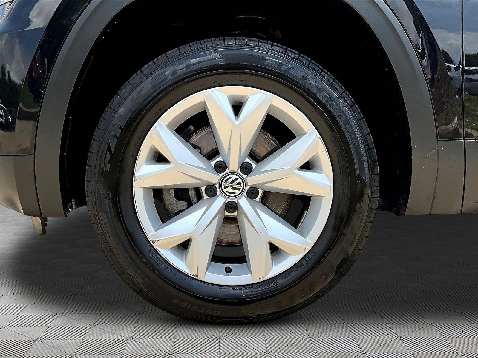 Used 2019 Volkswagen Atlas SE AWD/4WD image 35