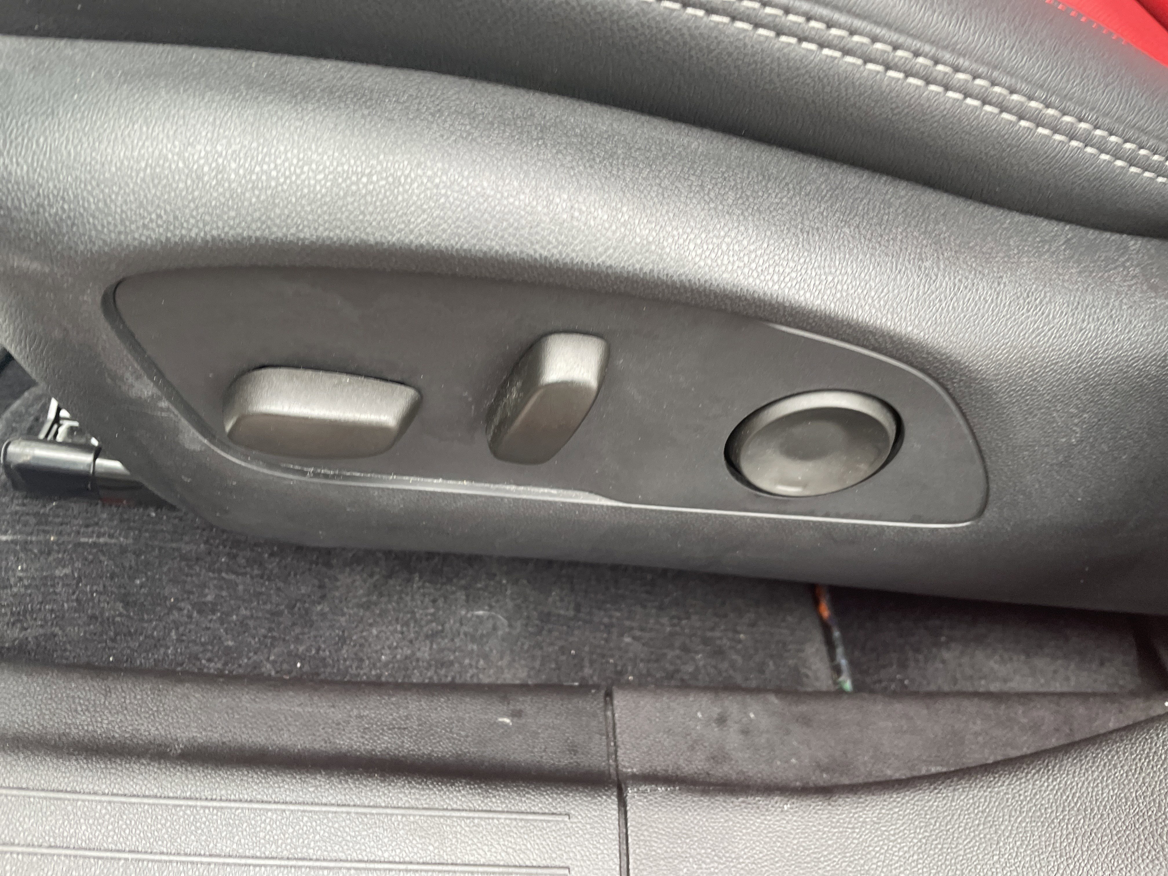 Used 2024 Chevrolet Equinox EV RS w/ Active Safety Package 3 image 13