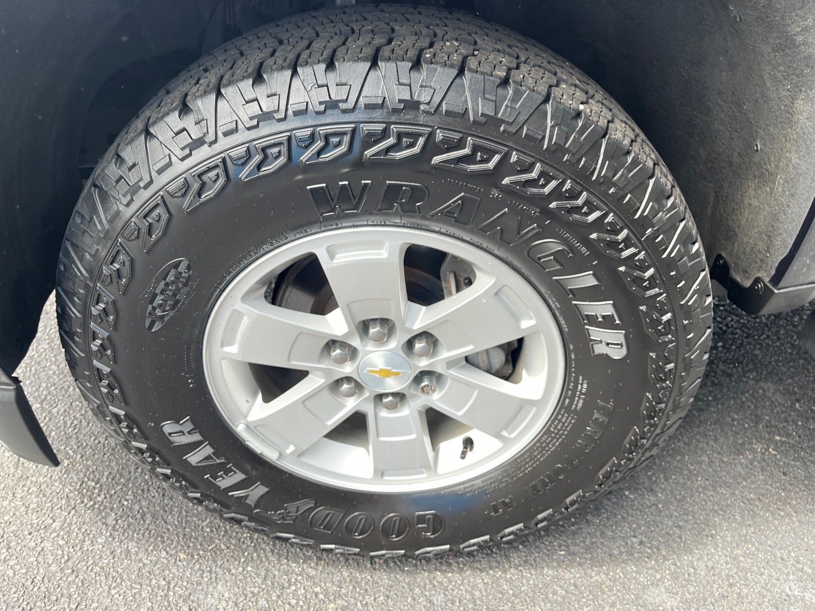 Used 2019 Chevrolet Colorado W/T w/ WT Convenience Package AWD/4WD image 10