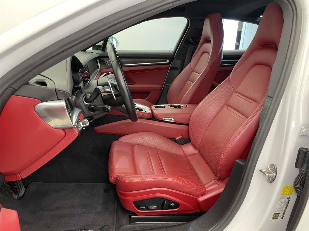 Certified 2023 Porsche Panamera 4 Platinum Edition AWD/4WD image 5