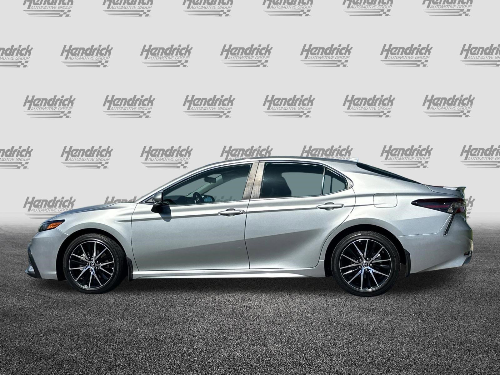 Used 2024 Toyota Camry SE FWD image 8
